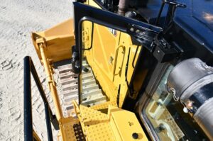 2022 CAT D8T Dozer 1823-BT