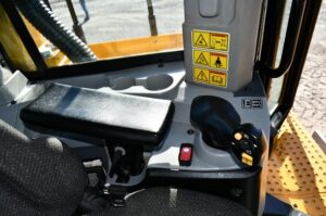 2022 CAT D8T Dozer 1823-BT