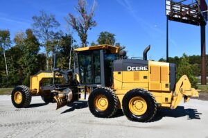2014 DEERE 772GP Grader 1842-BT