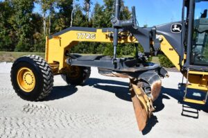 2014 DEERE 772GP Grader 1842-BT