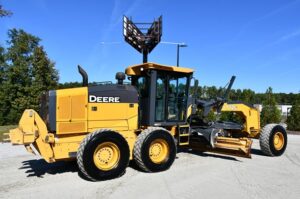 2014 DEERE 772GP Grader 1842-BT