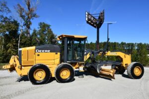 2014 DEERE 772GP Grader 1842-BT