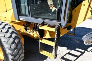 2014 DEERE 772GP Grader 1842-BT