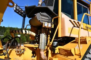 2005 Volvo A30D Truck 1841-BT 2005 Volvo A30D Truck 1841-BT