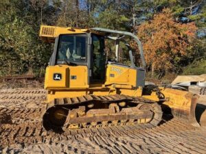2011 DEERE 700J LGP Dozer 1835-BB