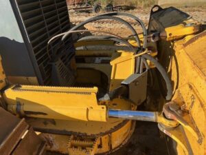 2011 DEERE 700J LGP Dozer 1835-BB