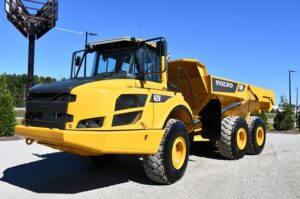 2012 VOLVO A25F