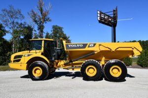 2012 VOLVO A25F