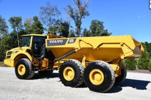 2012 VOLVO A25F