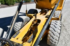 2012 VOLVO A25F