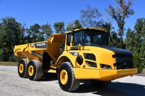 2012 VOLVO A25F