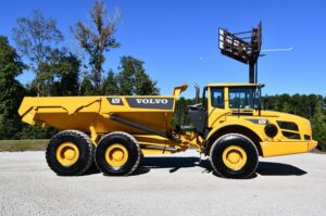 2012 VOLVO A25F