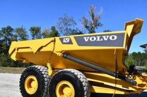 2012 VOLVO A25F
