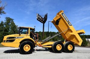 2022 VOLVO A30G