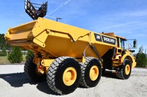 2022 VOLVO A30G