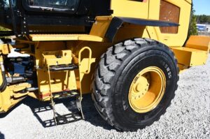 2019 CAT 938M 1874-BB