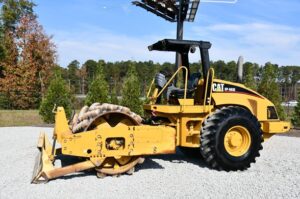 2006 CATERPILLAR CP-563E 2006 CATERPILLAR CP-563E