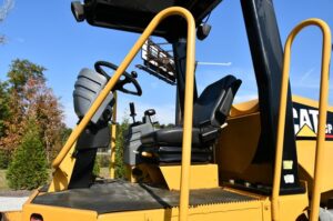 2006 CATERPILLAR CP-563E 2006 CATERPILLAR CP-563E