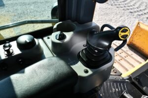 2022 KOMATSU D39PX-24 DOZER 1877-BT