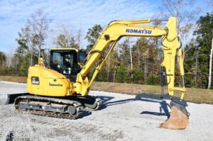 2021 KOMATSU PC88MR-10 2021 KOMATSU PC88MR-10