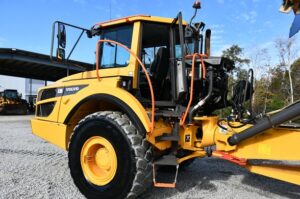 2022 VOLVO A30G