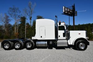 2016 PETERBILT 389 2016 PETERBILT 389