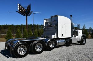 2016 PETERBILT 389 2016 PETERBILT 389