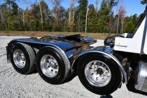 2016 PETERBILT 389 2016 PETERBILT 389