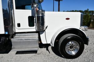 2016 PETERBILT 389 2016 PETERBILT 389