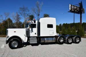 2016 PETERBILT 389 2016 PETERBILT 389