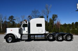 2016 PETERBILT 389 2016 PETERBILT 389