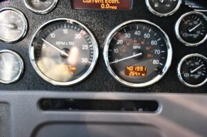 2016 PETERBILT 389 2016 PETERBILT 389