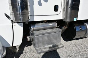 2016 PETERBILT 389 2016 PETERBILT 389