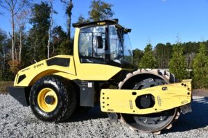2022 BOMAG BW213D-5 2022 BOMAG BW213D-5