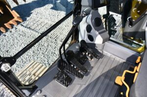 2023 CATERPILLAR 317