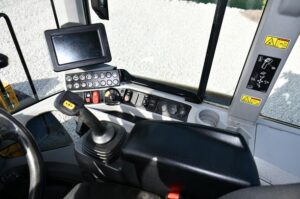 2021 CATERPILLAR 926M