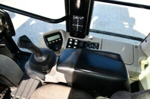 2014 CATERPILLAR 963D