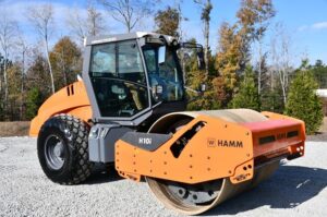 2018 HAMM H10i