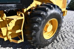 2020 CATERPILLAR CP56B