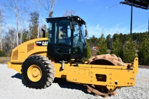 2020 CATERPILLAR CP56B