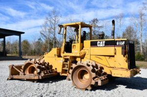 1996 CATERPILLAR 815F