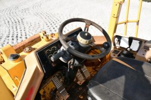 1996 CATERPILLAR 815F