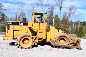 1996 CATERPILLAR 815F