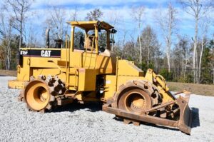 1996 CATERPILLAR 815F