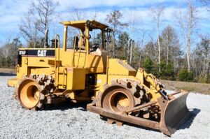 1996 CATERPILLAR 815F