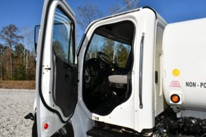 2021 FREIGHTLINER BUSINESS CLASS M2 106 2021 FREIGHTLINER BUSINESS CLASS M2 106