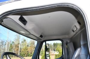 2021 FREIGHTLINER BUSINESS CLASS M2 106 2021 FREIGHTLINER BUSINESS CLASS M2 106