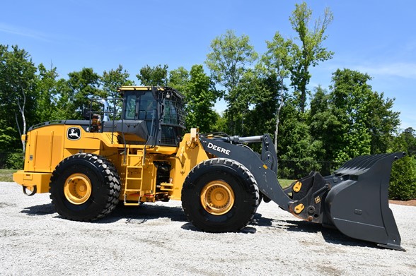 2022 Deere 844L Loader 1939-BT 2022 Deere 844L Loader 1939-BT