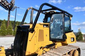 2015 CATERPILLAR D6K2