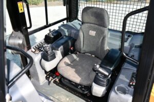 2015 CATERPILLAR D6K2